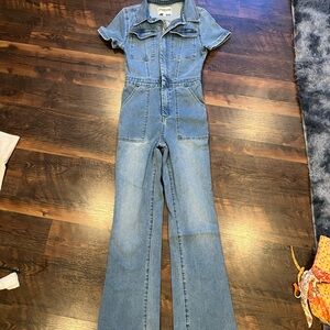Denim stretchy jean Jumpsuit with Flared Legs sz sm